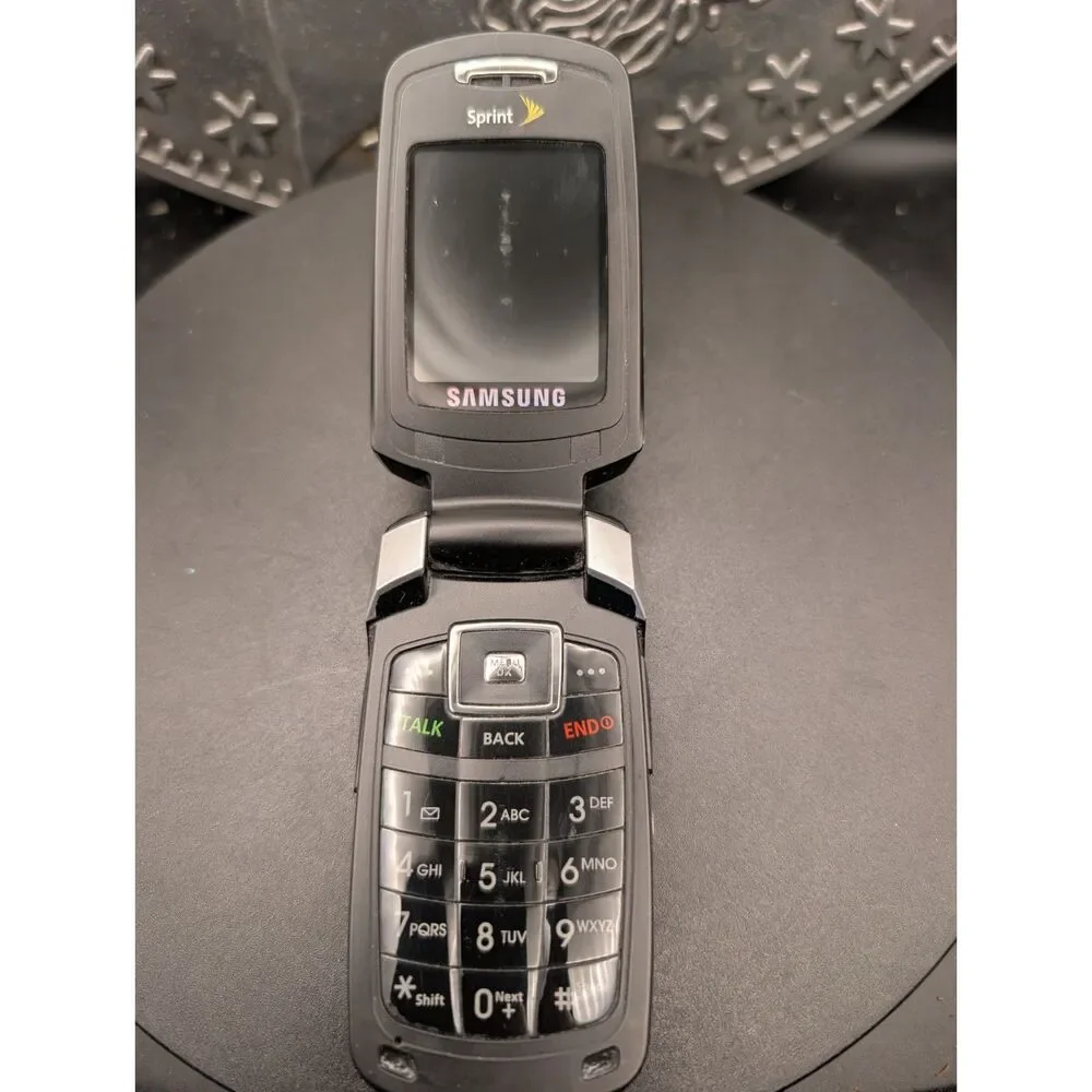 Sprint Samsung SPH‑M500 • Vintage Flip Phone • Untested • Case Included